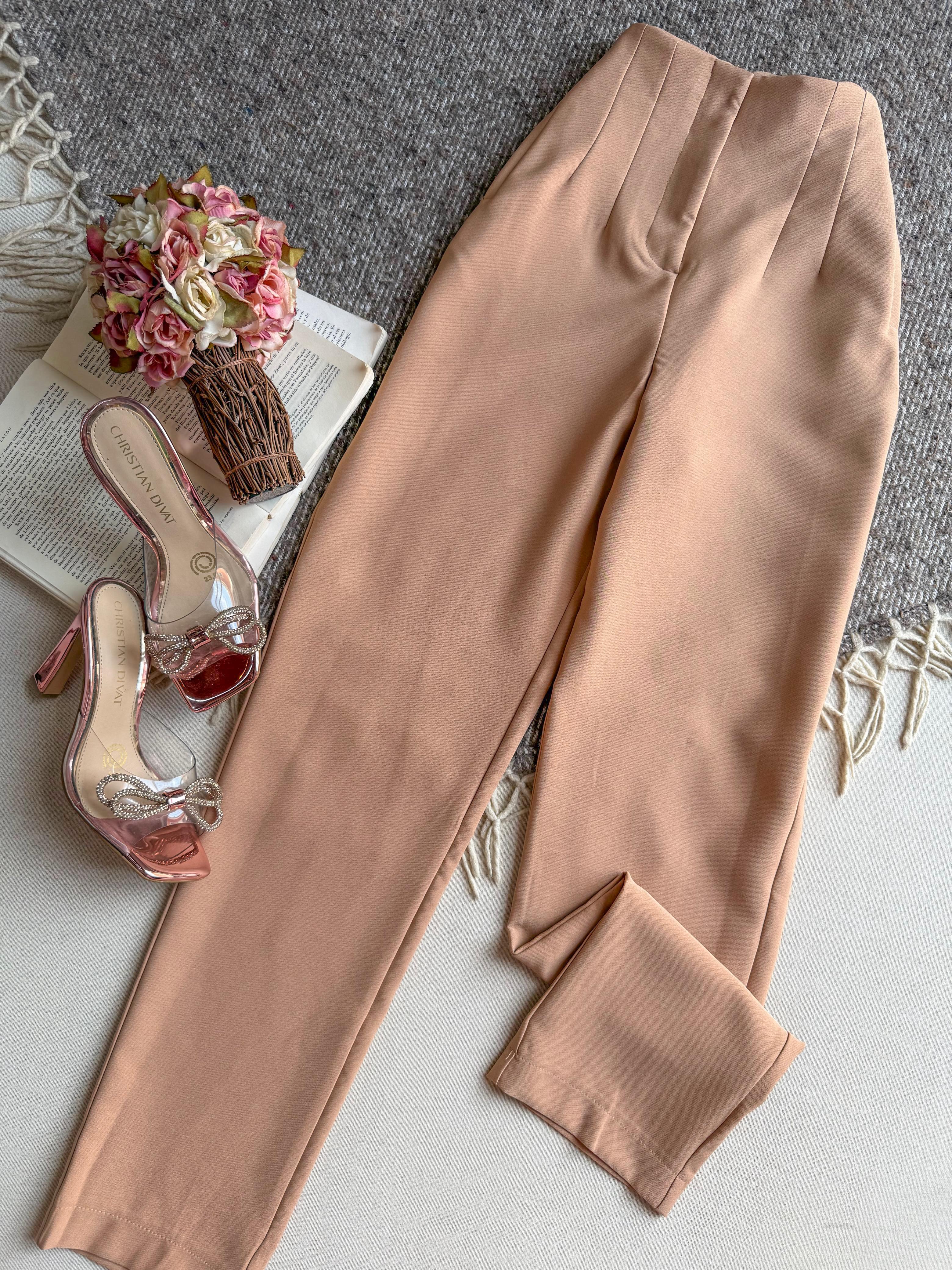 Pantalon Beige Haute Monde Largo Sin Manga
