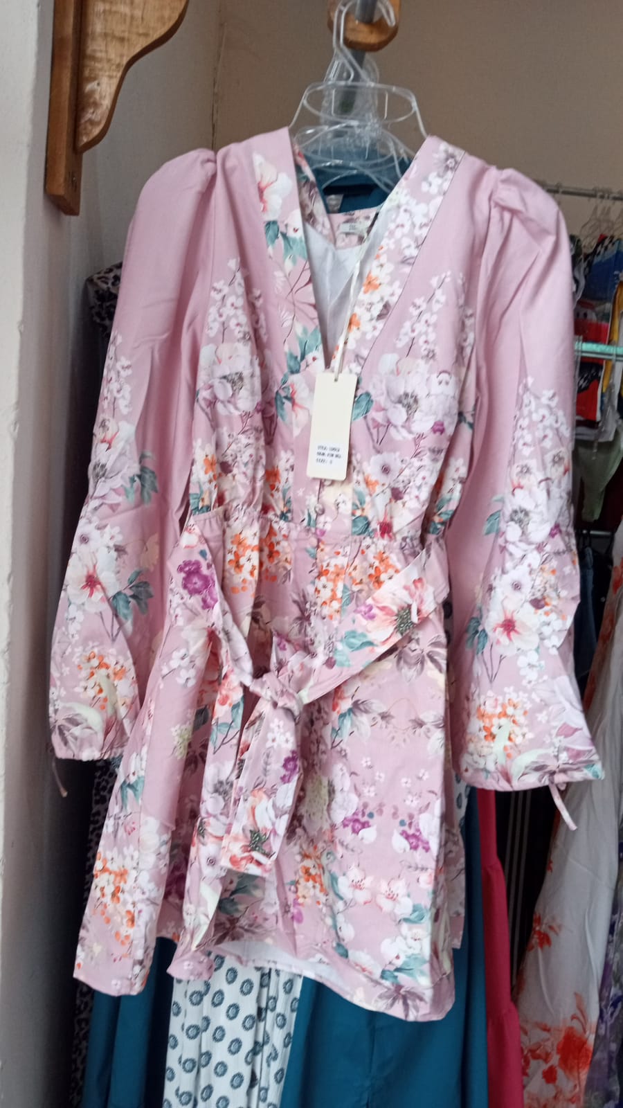 Vestido Rosa The Clothing Company Corto Manga Larga