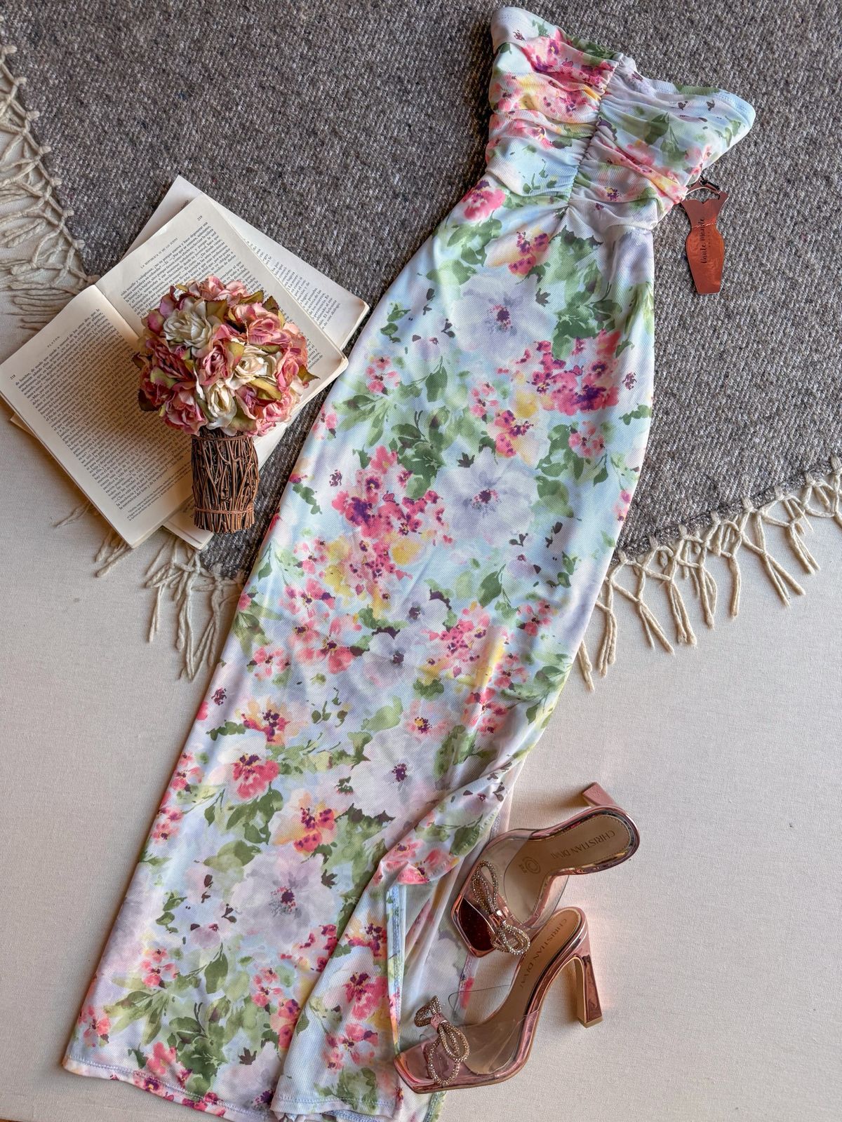 Vestido Azul de la marca Importación Premium talla Midi con manga Straple