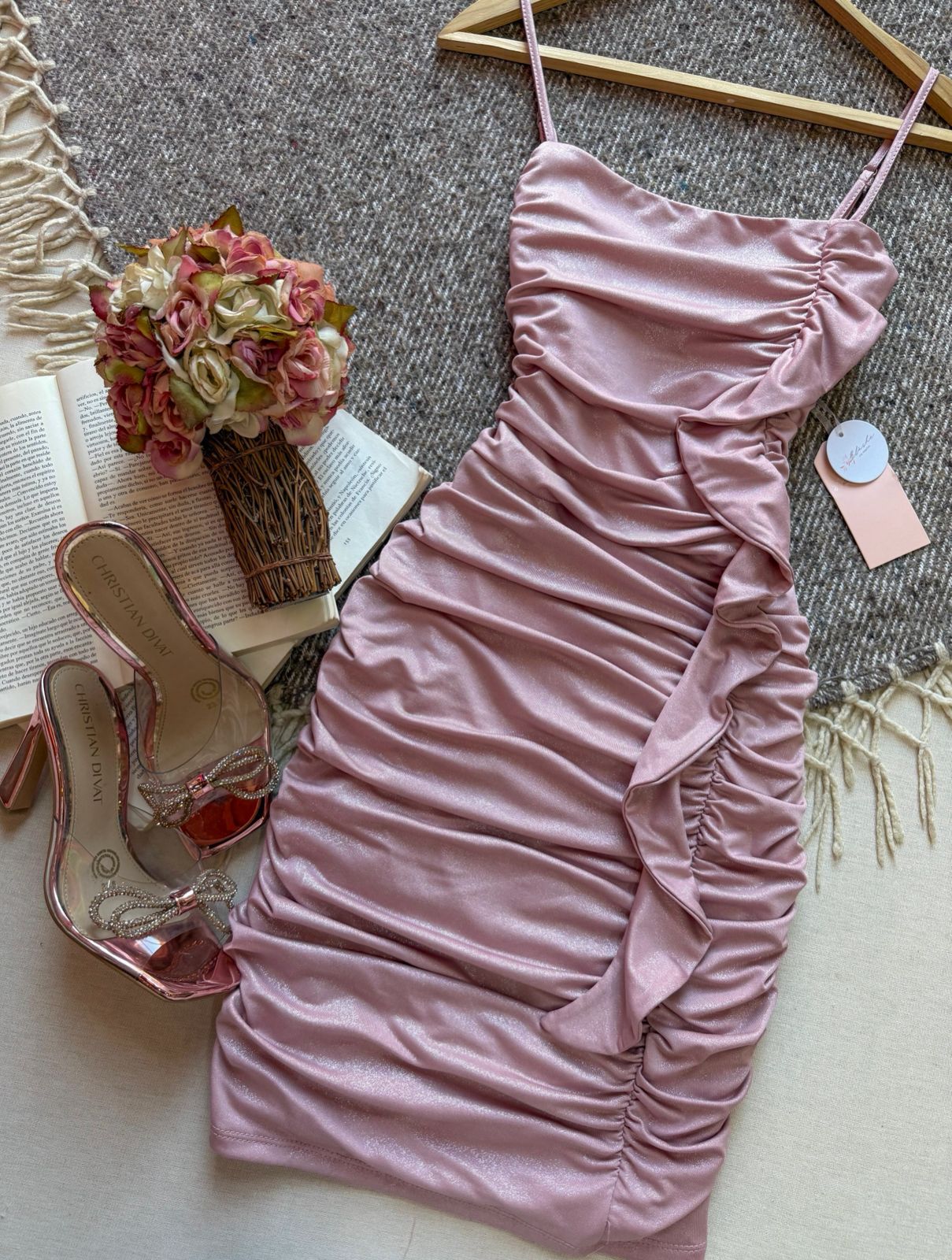 Vestido Rosa de la marca Importación Premium talla Corto con manga Tirantes