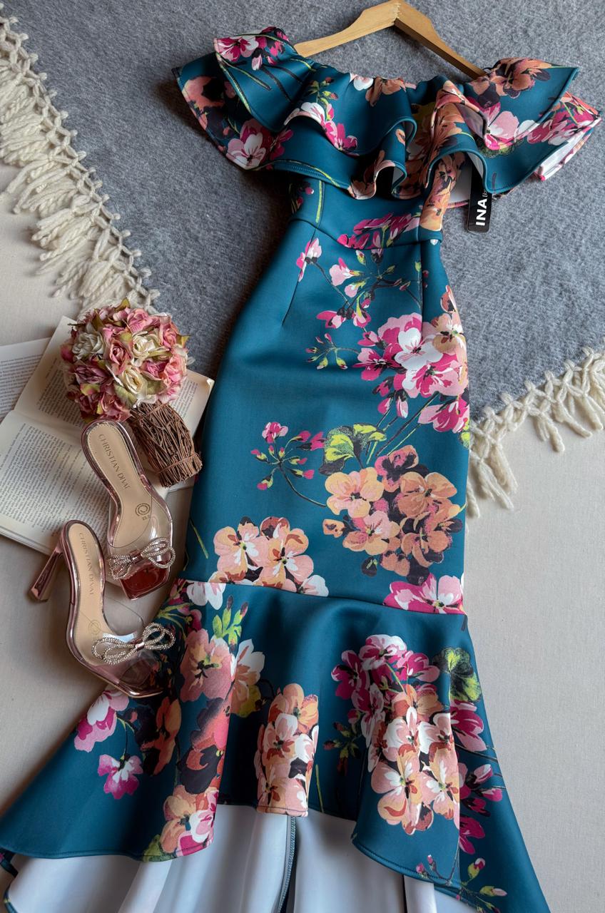 Vestido Verde INA Midi Campesino Flores Cafes y Rosas