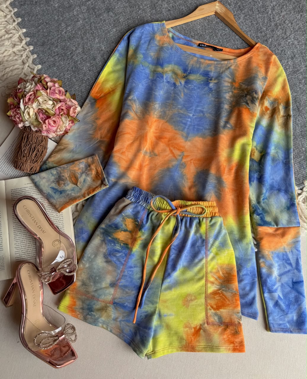 Conjunto Short Amarillo INA Corto Manga Larga Del Sueter Tie Dye 