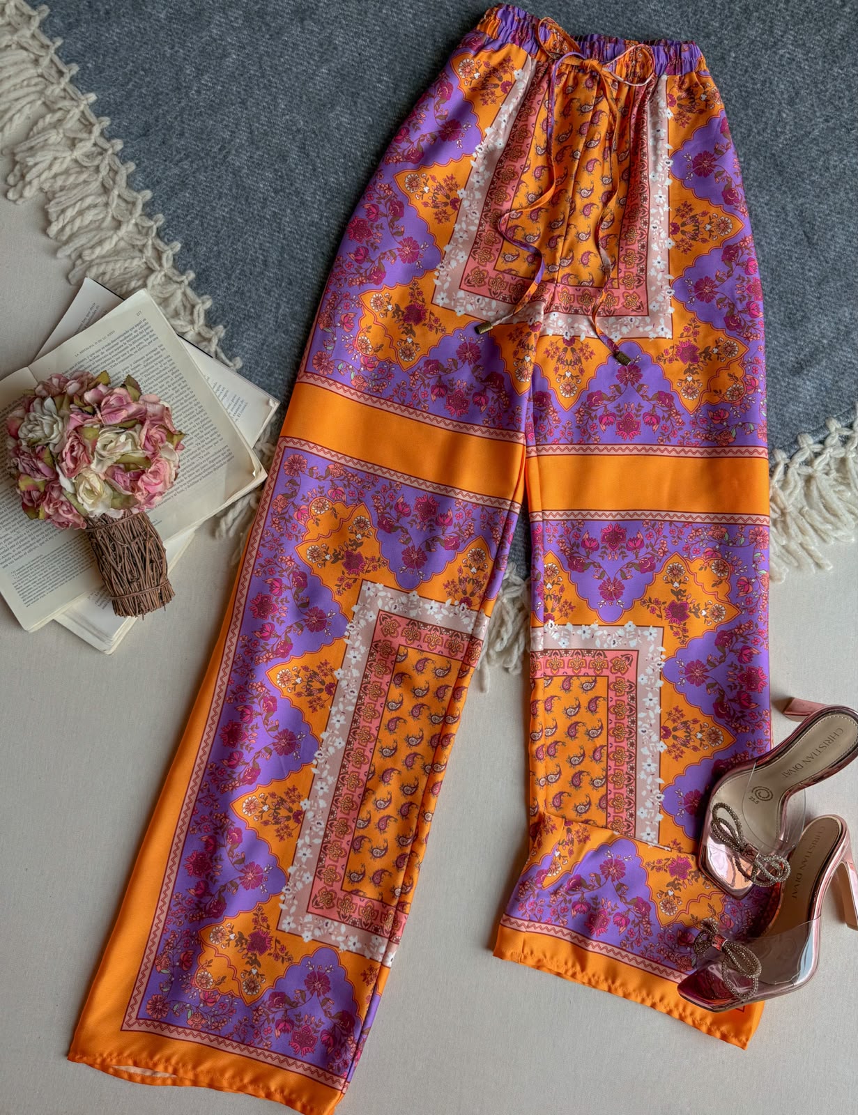 Pantalon Naranja Fate Largo Elastico En Cintura Trivalico Morado