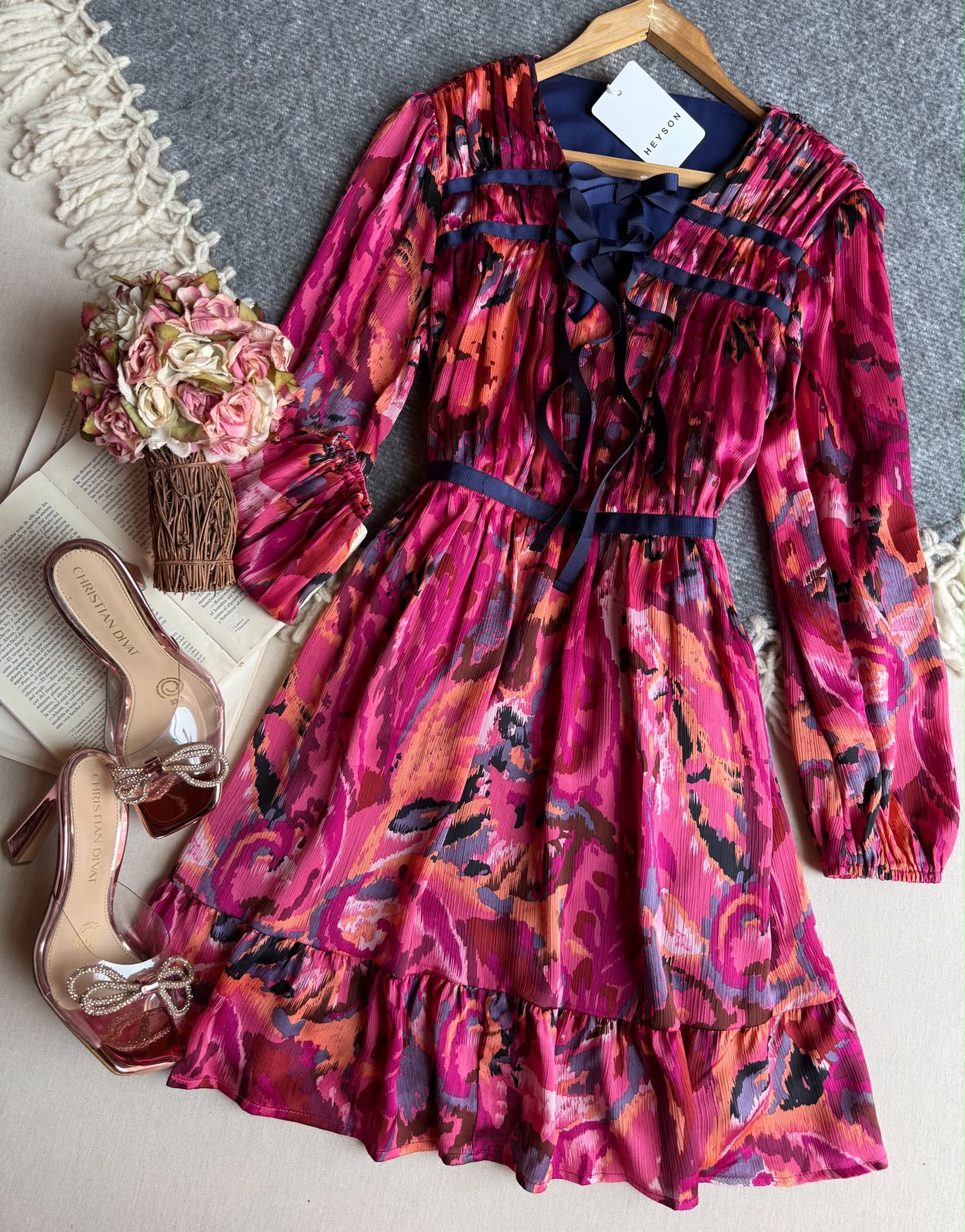 Vestido Tinto Heyson Corto Manga Larga Con Moñitos Negros