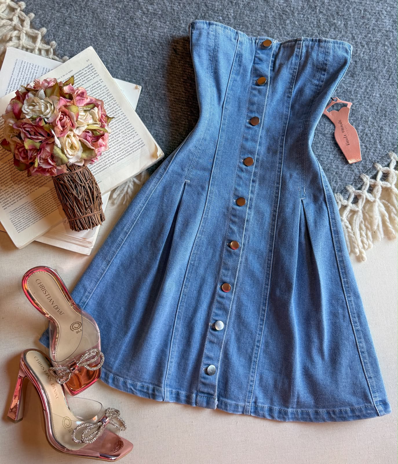 Vestido Azul Claro Haute Monde Corto Straple De Botones Corte A