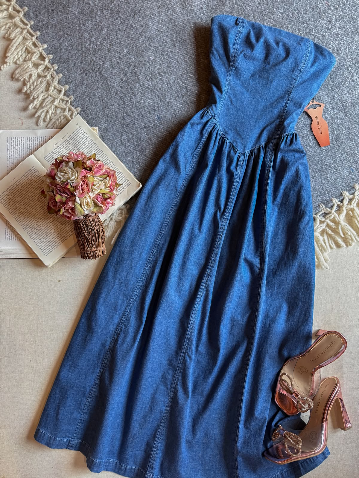 Vestido Azul Haute Monde Midi Straple Demin Ampon