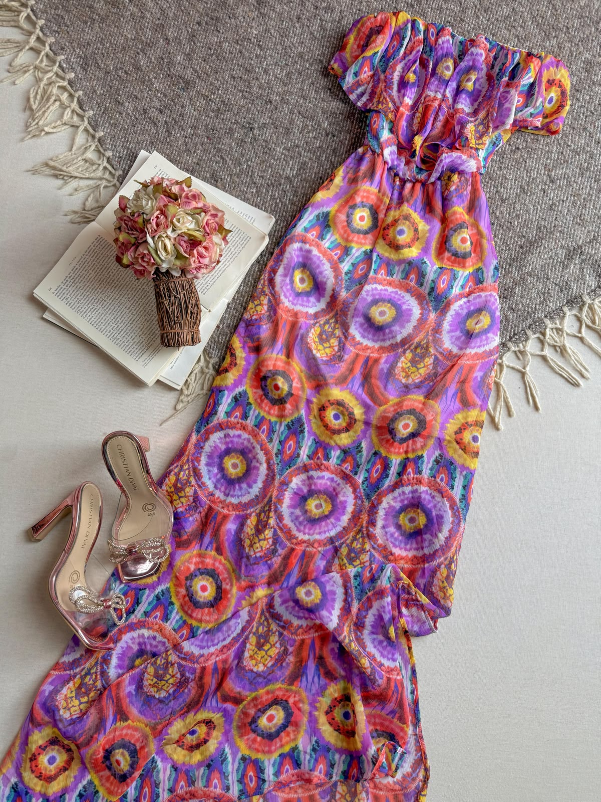Vestido Morado Ovi Largo Straple Con Estampado De Circulos