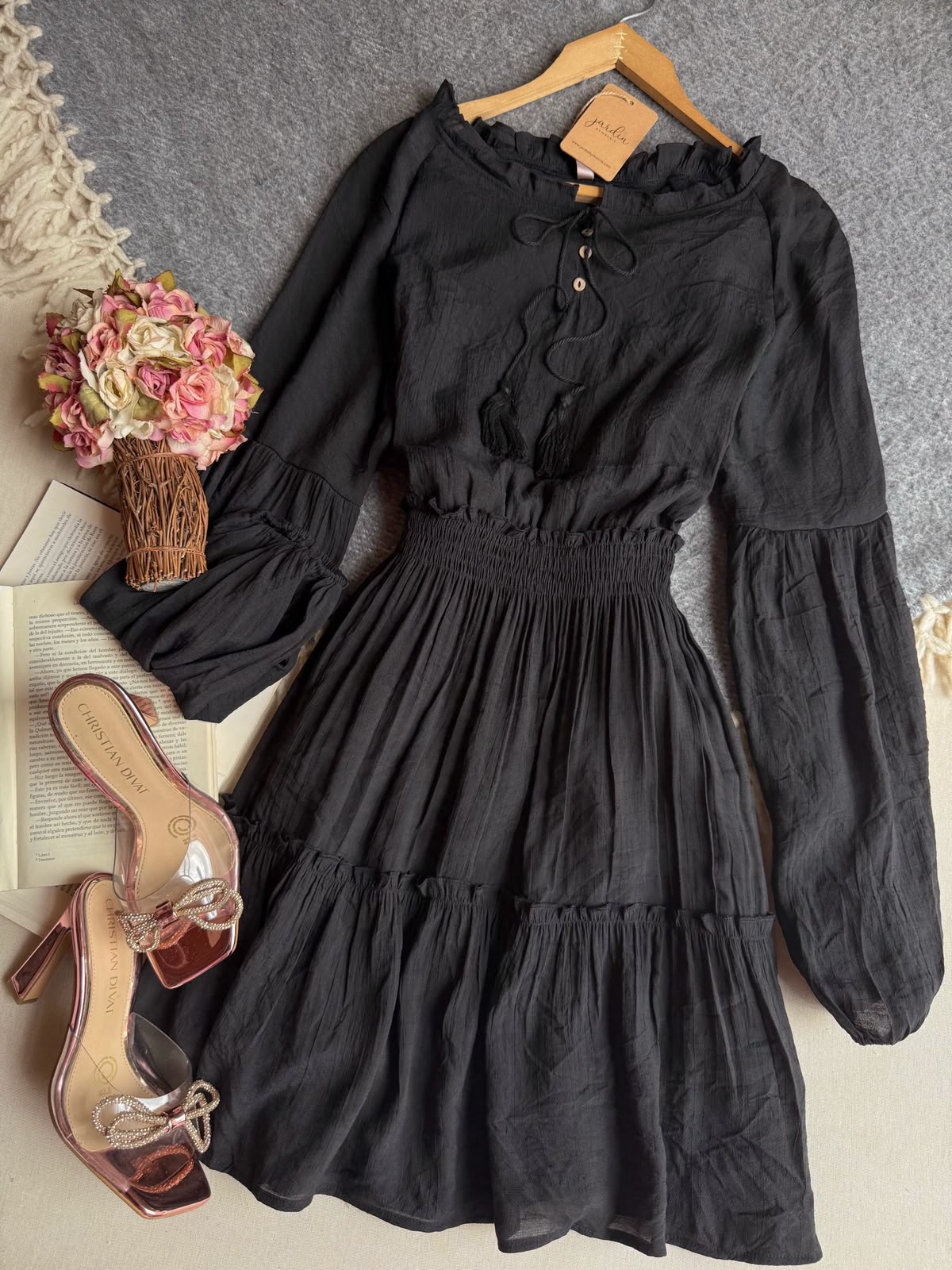 Vestido Negro Jardin Corto Manga Larga Smoke En Cintura