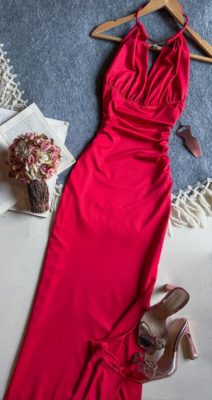 Vestido Rojo Haute Monde Largo Halter Detalle Metalico En Cuello Con Diamante 