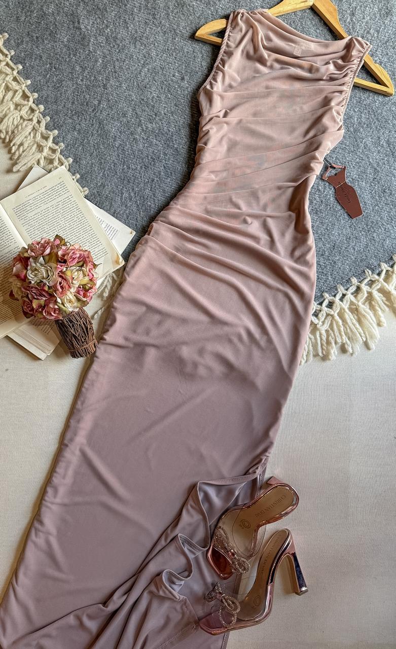 Vestido Beige Haute Monde Largo Sin Manga Corrugad Todo de Mayita