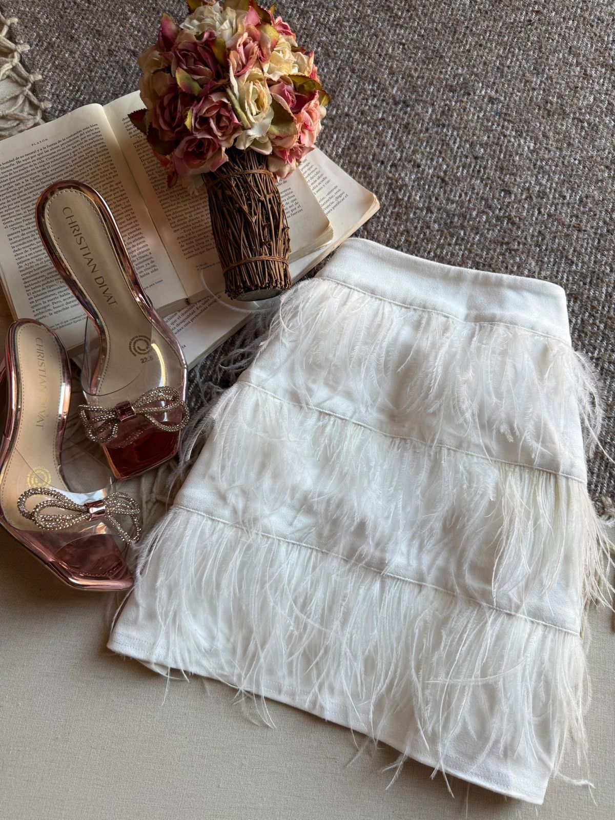 Falda Blanco Bluebell Corto Plumas Blancas