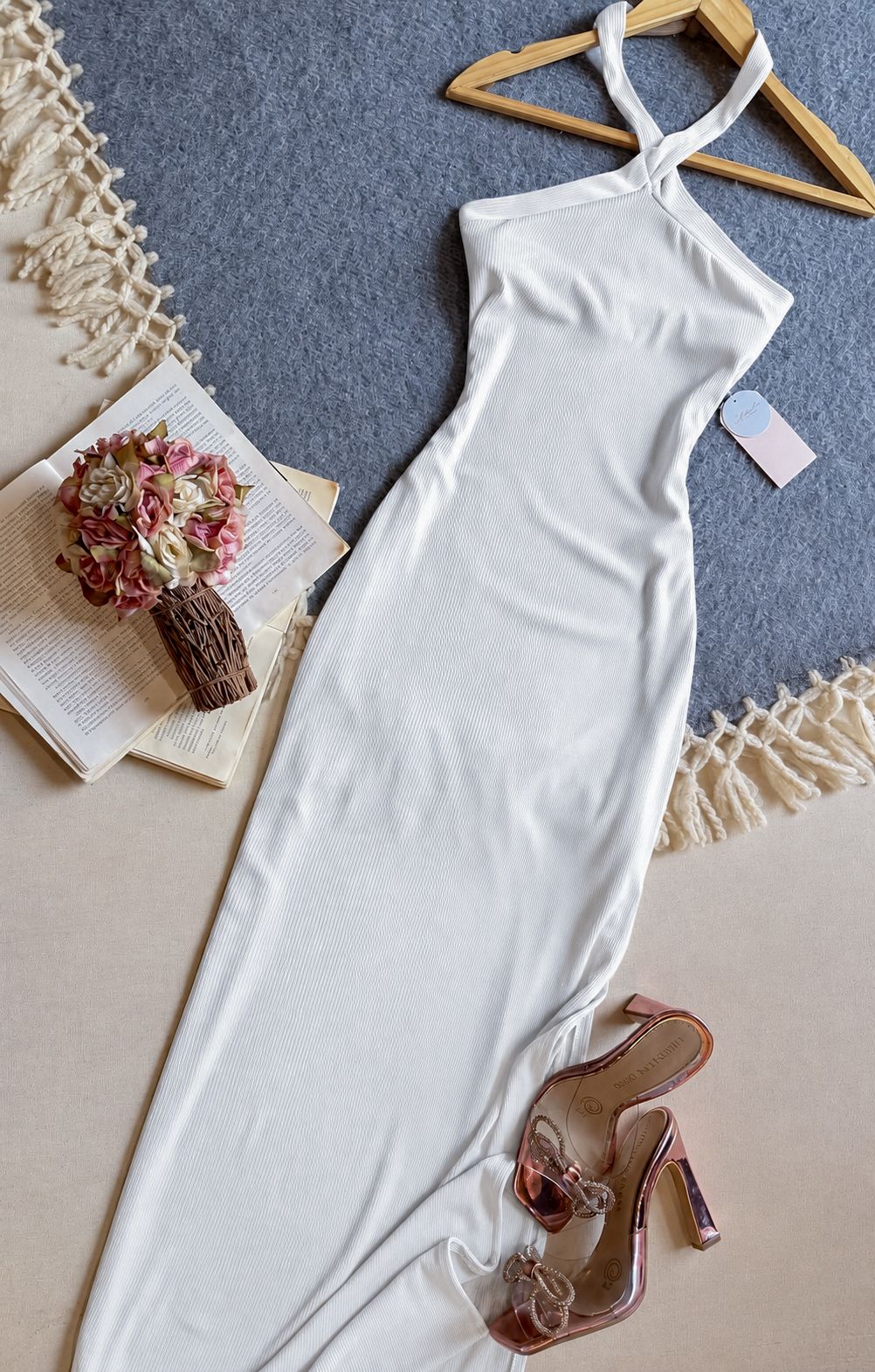 Vestido Blanco Blashe Midi Halter Abertura En Pierna 