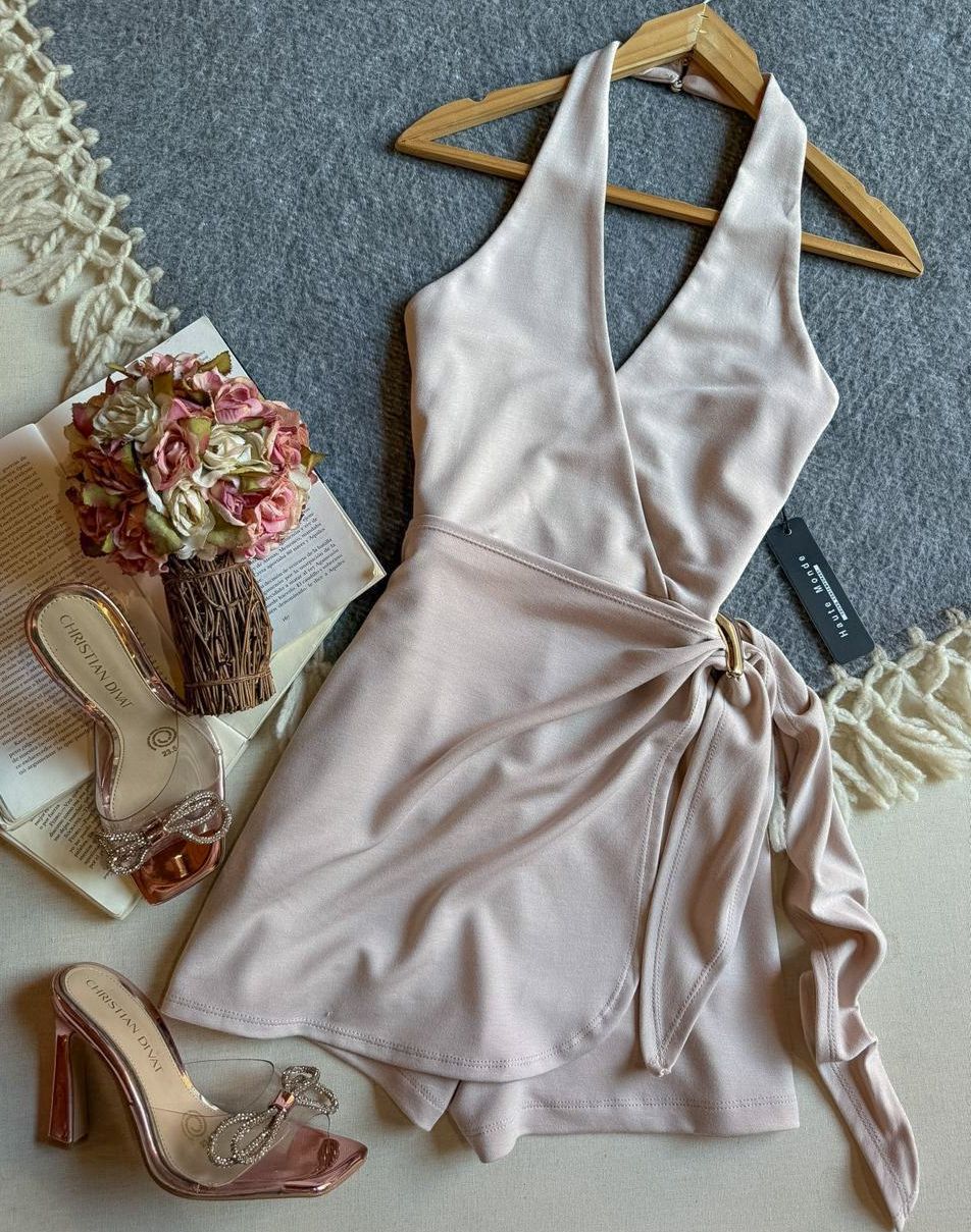 Romper Beige Nude Haute Monde Corto Halter Con Moño En Cintura