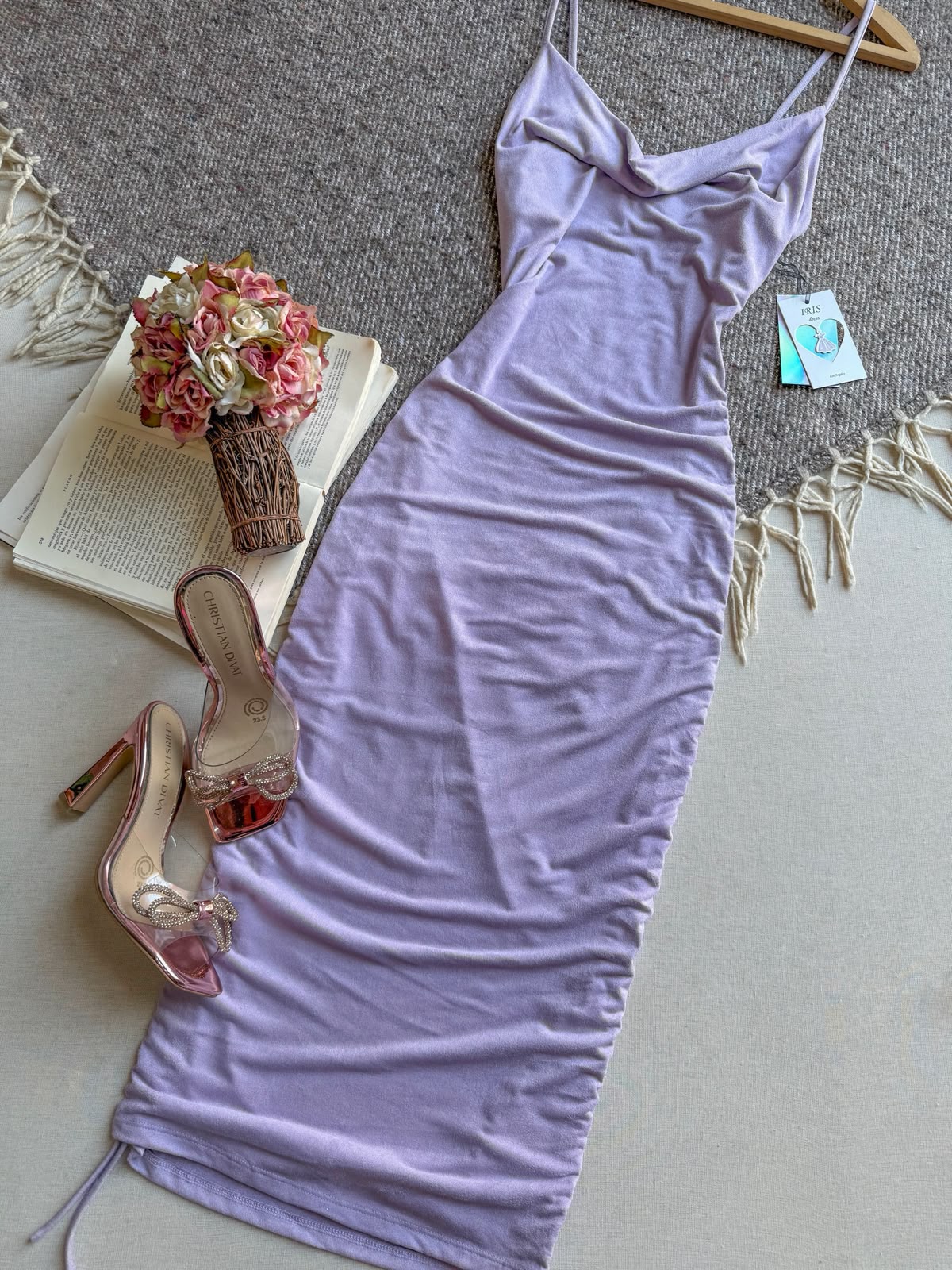 Vestido Lila Iris Corto Tirantes De Gamuza Con Jaladeras