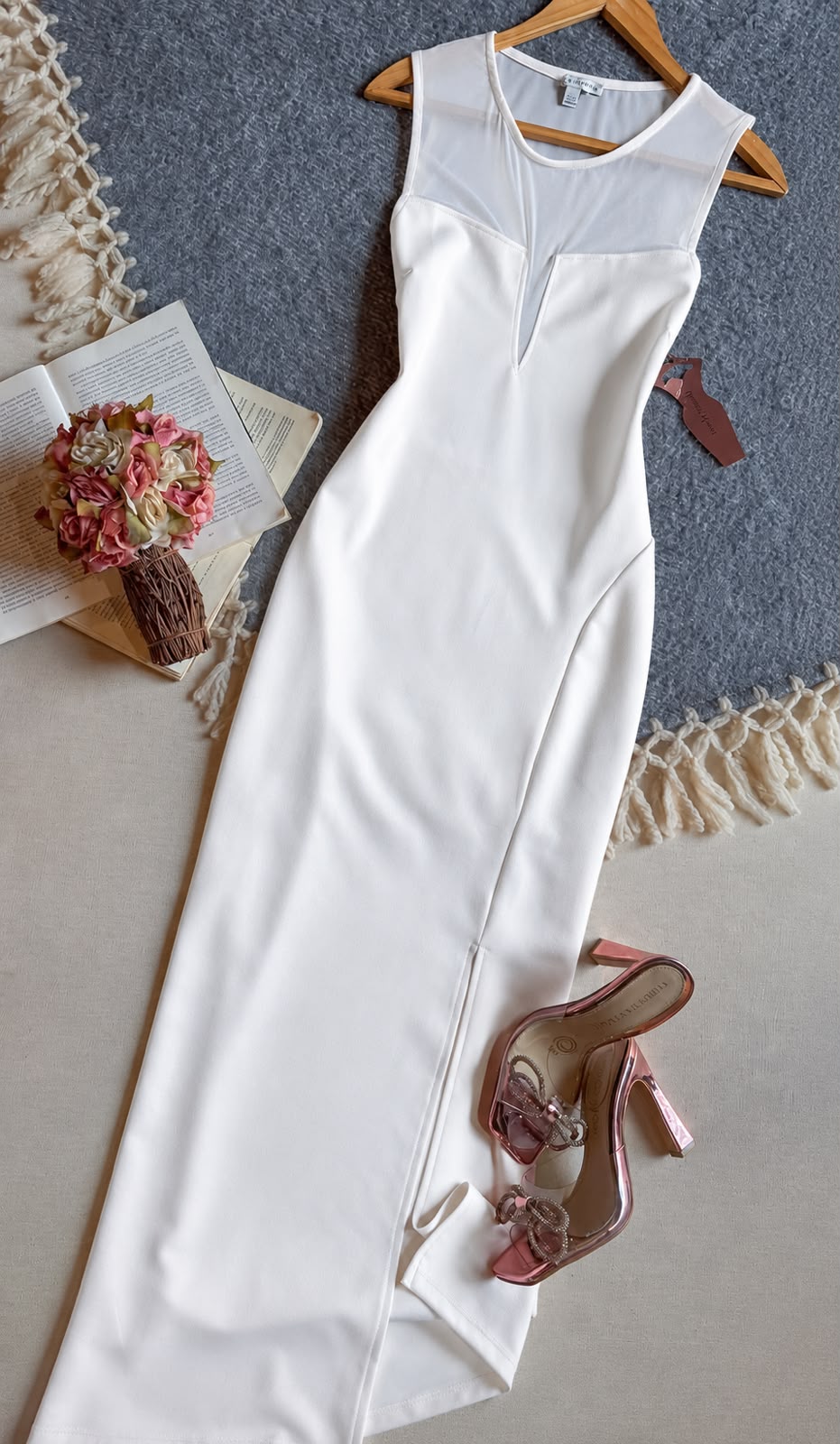 Vestido Blanco Iris Midi sin Sin Manga Abertura En Pierna