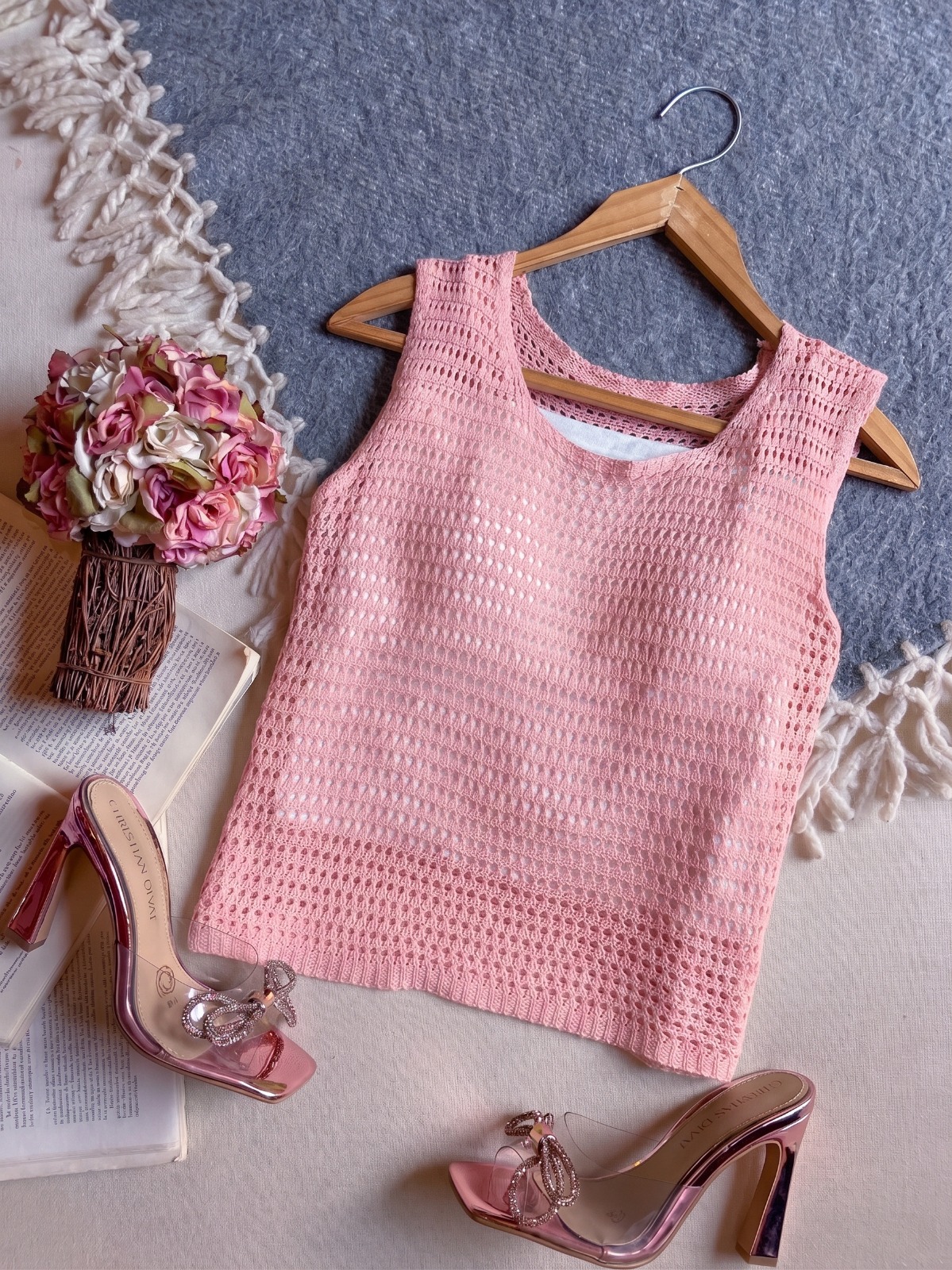Blusa Rosa Importación Premium Corto Sin Manga Tela Perforada Con Fondo Blanco