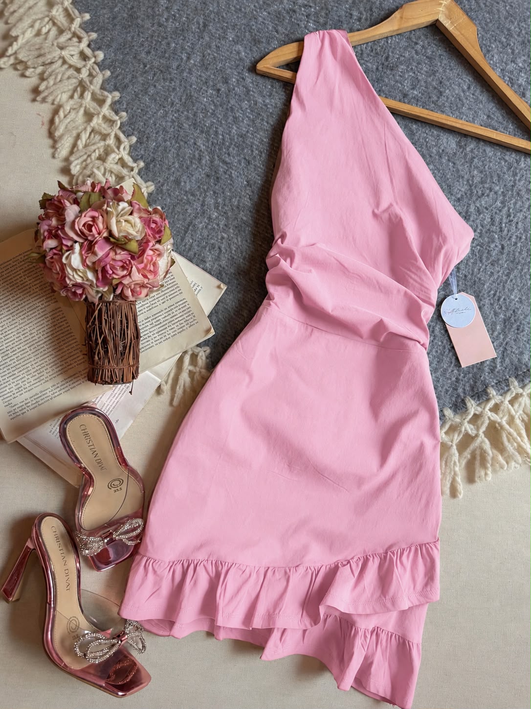 Vestido Rosa Blashe Corto 1 Tirante Con Doble Capa