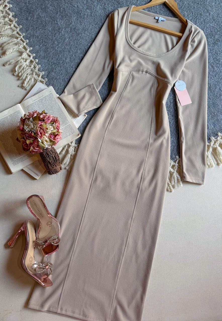 Vestido Beige Nude Blashe Midi Manga Larga Pegado Escote Redondo