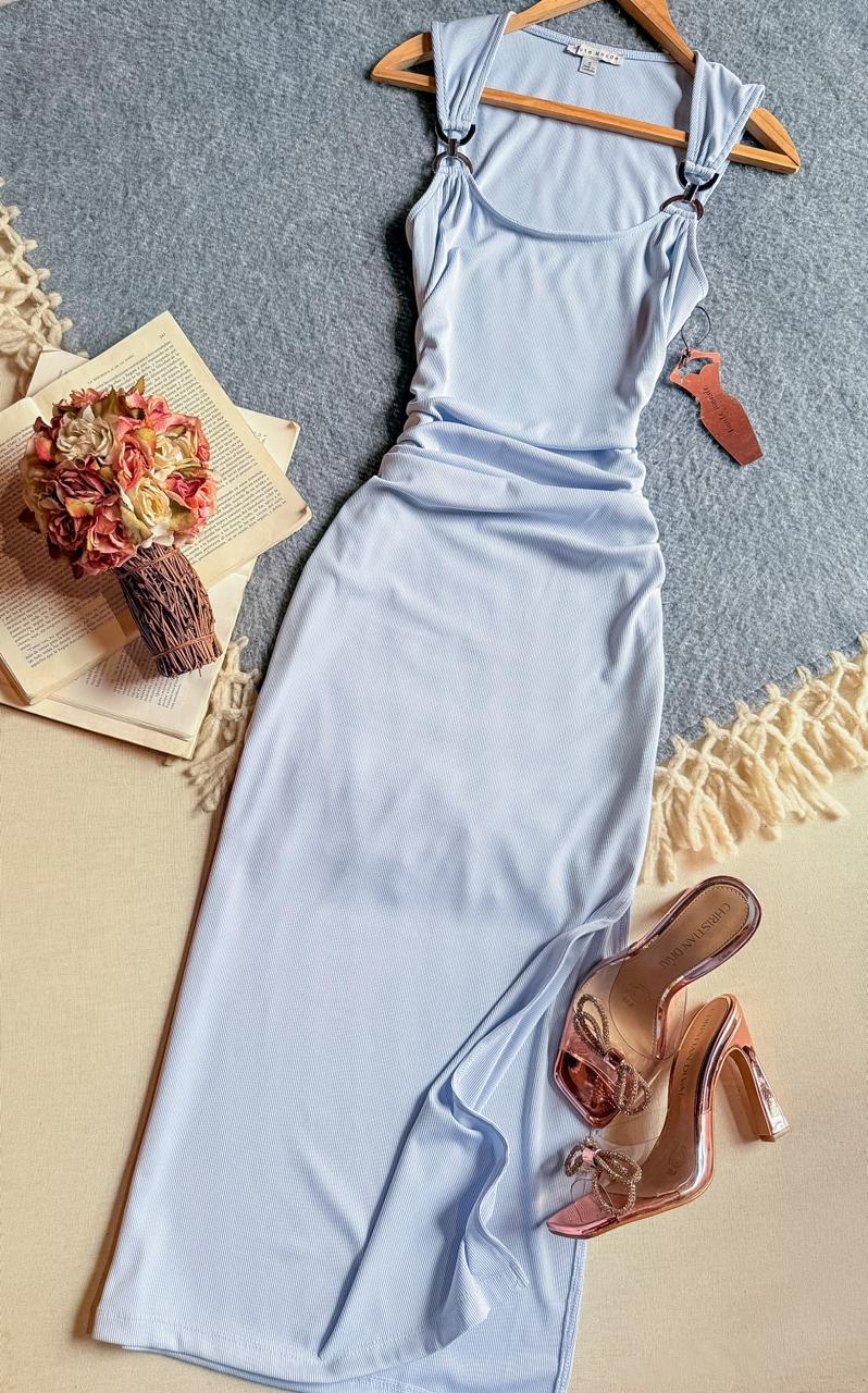 Vestido Azul Haute Monde Midi Sin Manga Corrugado y Detalle Metalico En Hombros