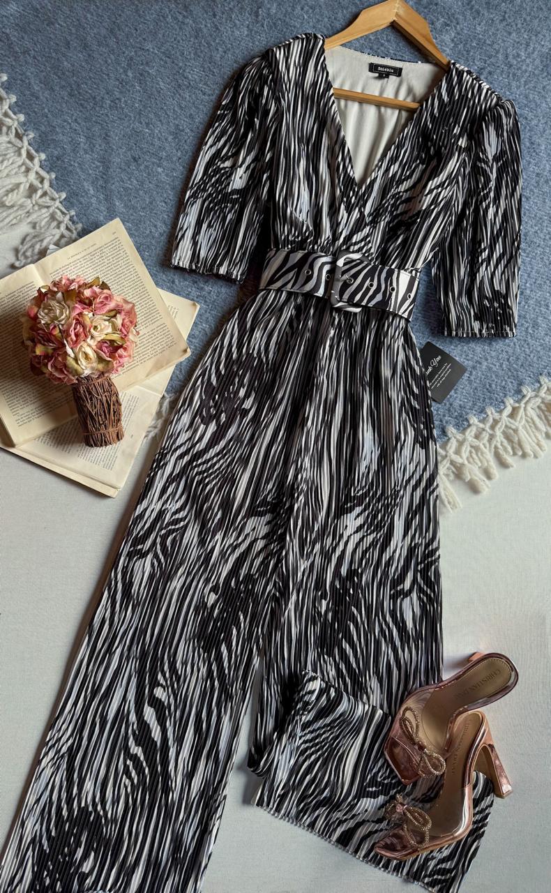 Palazzo Negro Soieblu Largo Manga Corta Animal Print Blanco Con Cinto