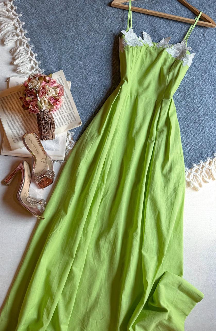 Vestido Verde Chicways Largo Tirantes Al Tobillo Con Flores Bordadas