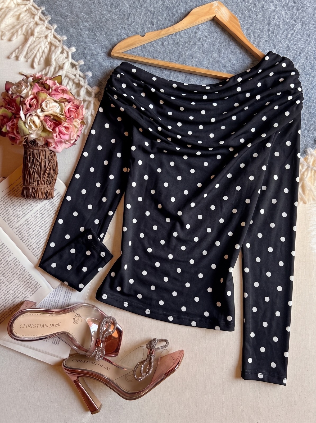Blusa Negro Active Usa Largo Manga Larga Con Lunares